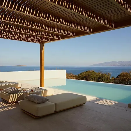 Parocks Luxury & Hotel Ampelas
