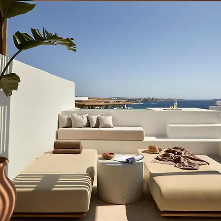 Parocks Luxury & 5* أمبيلاس