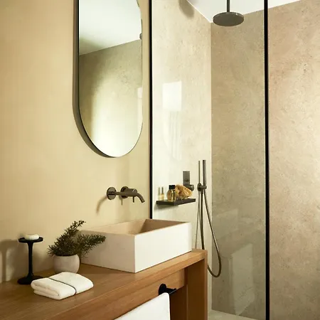 Parocks Luxury & 5* Ampelas