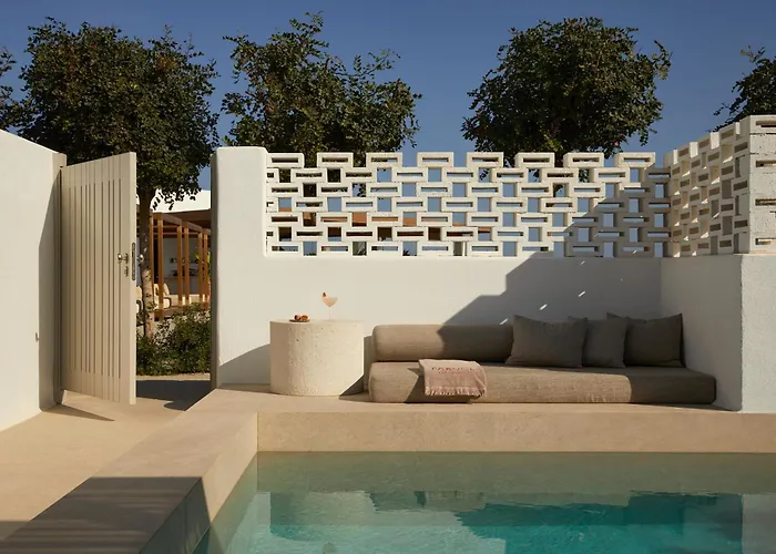 Parocks Luxury & Hotel