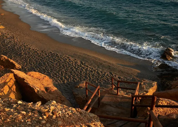 Hotel Parocks Luxury & Ampelas