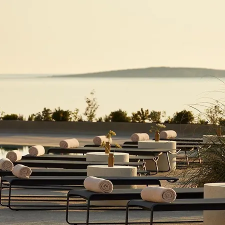 Parocks Luxury & Hotel Ambelas