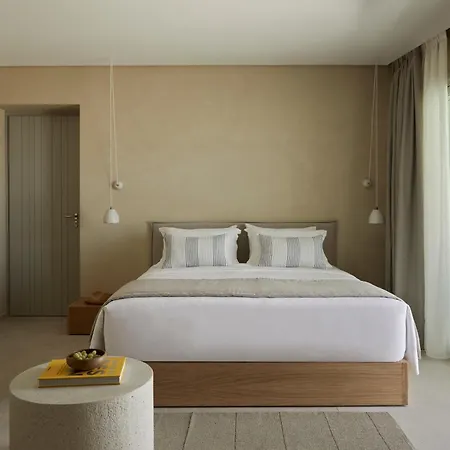 Hotel Parocks Luxury & Ambelas