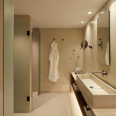 Otel Parocks Luxury & 5*