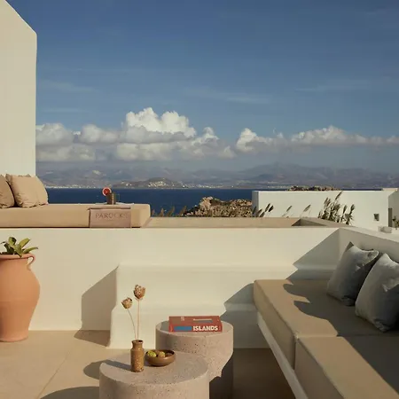 Parocks Luxury & Ambelas