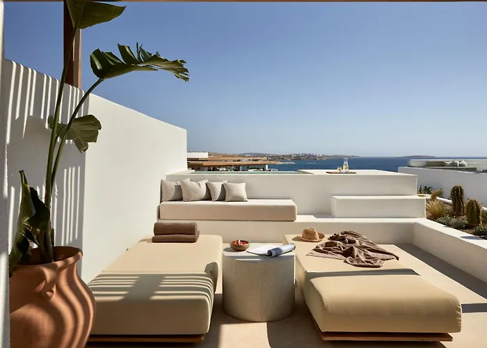 Parocks Luxury & 5* Ambelas