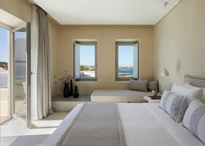 Parocks Luxury & Ambelas